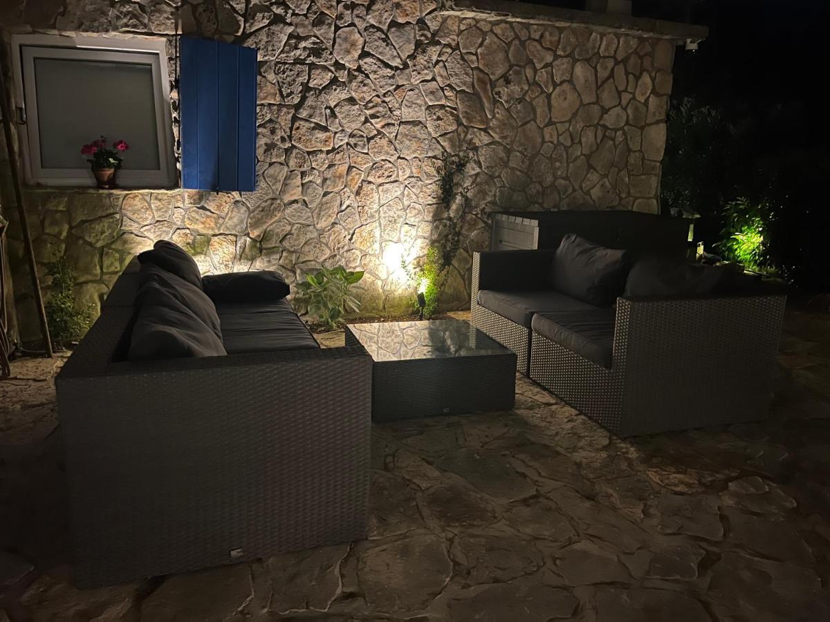 Blue Penguin Apartamento Pinezići Exterior foto